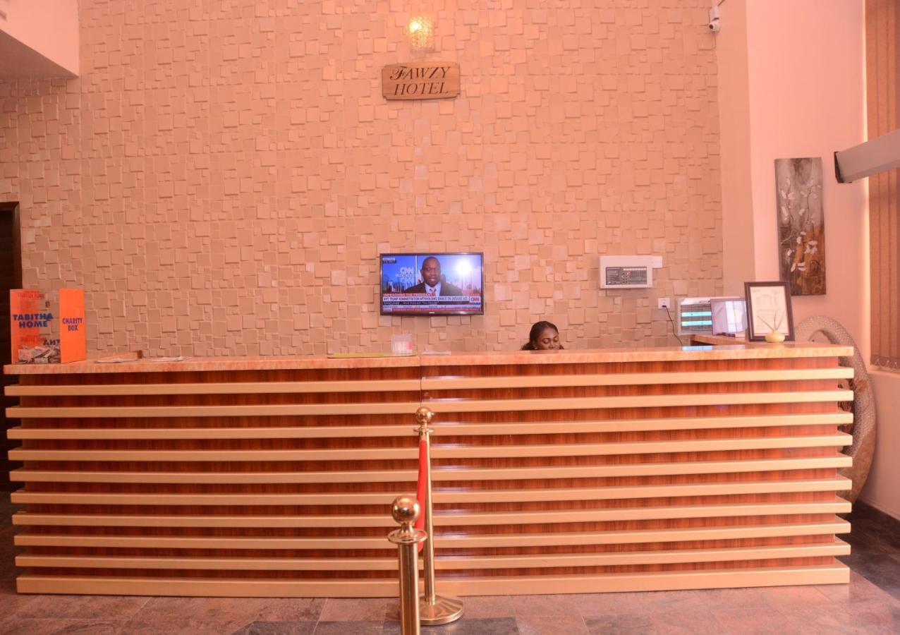 Fawzy Hotel Ibadan Exterior foto