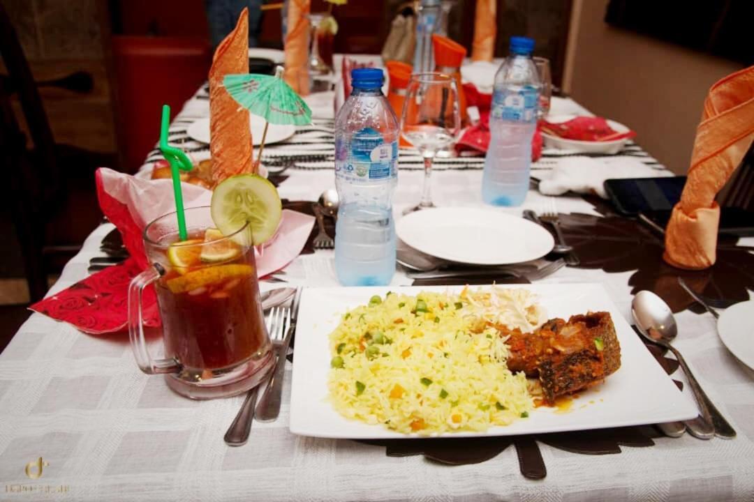 Fawzy Hotel Ibadan Exterior foto